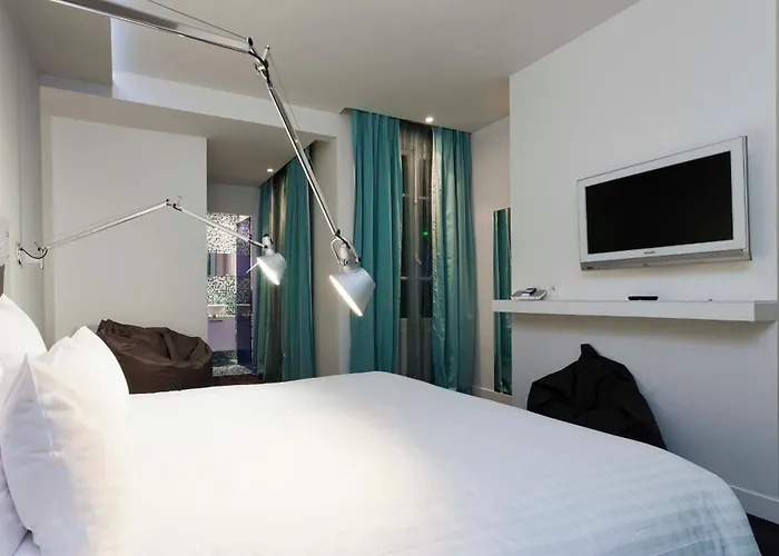 Color DesignHotel Parigi